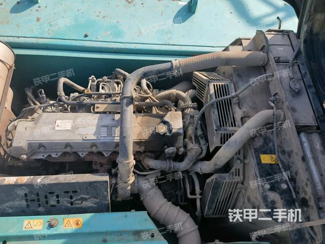 發(fā)動(dòng)機(jī)室(上車部件) 發(fā)動(dòng)機(jī)室(上車部件)
