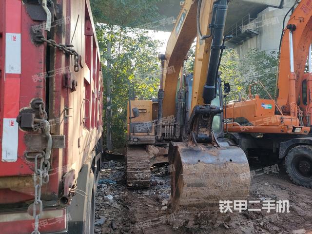 右前45(整機(jī)外觀) 右前45(整機(jī)外觀)
