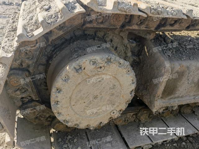 左驅(qū)動(dòng)輪(行走機(jī)構(gòu)) 左驅(qū)動(dòng)輪(行走機(jī)構(gòu))