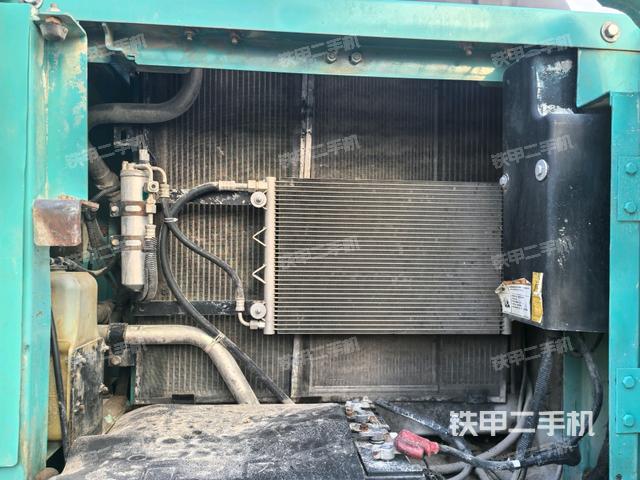 散熱器正面（大件艙室）