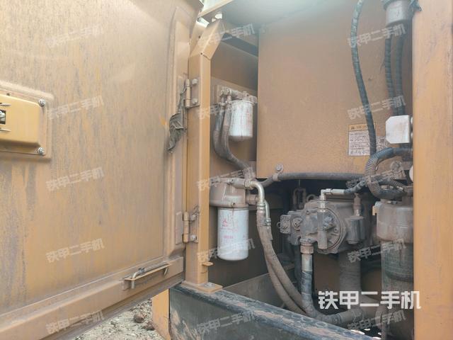 液壓泵室(大件艙室) 液壓泵室(大件艙室)