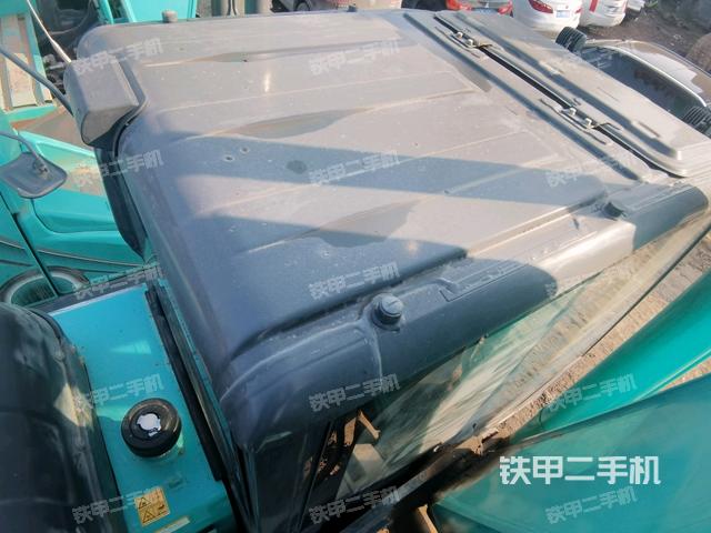 駕駛室頂部俯視(上車部件) 駕駛室頂部俯視(上車部件)
