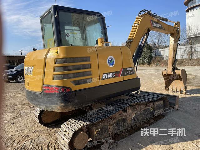 整機右后45°（整機外觀）