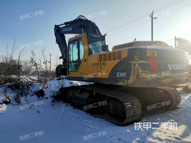 整機(jī)右后45°(整機(jī)外觀) 整機(jī)右后45°(整機(jī)外觀)