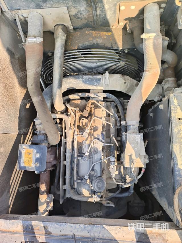 發(fā)動(dòng)機(jī)室(上車(chē)部件) 發(fā)動(dòng)機(jī)室(上車(chē)部件)