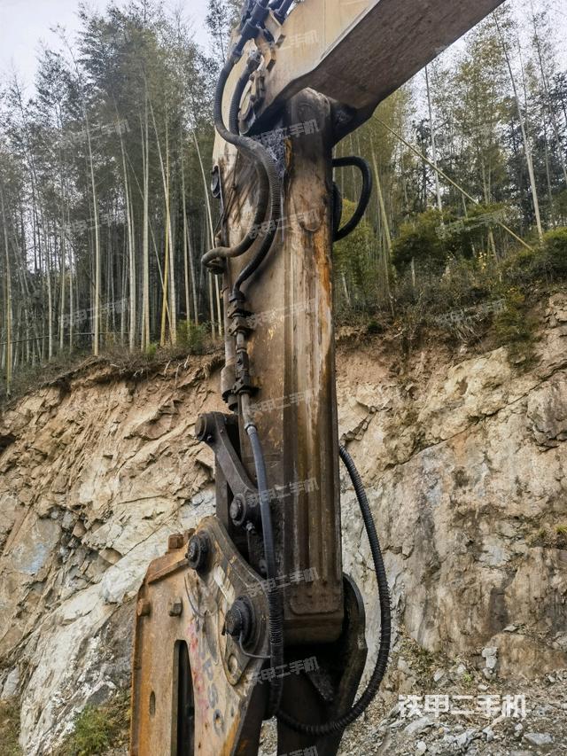 小臂整體左后（工作和回轉(zhuǎn)裝置）