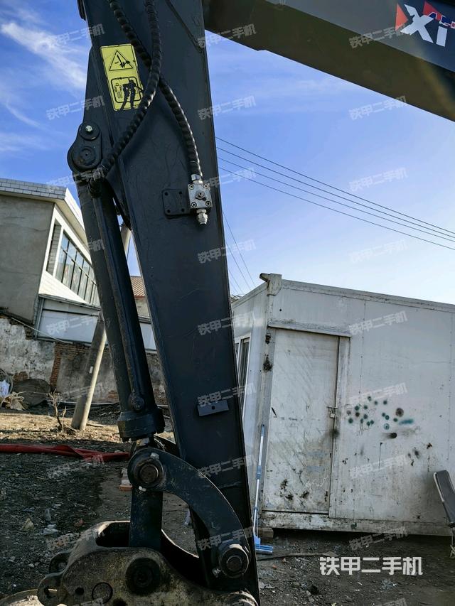 小臂整體左后（工作和回轉(zhuǎn)裝置）