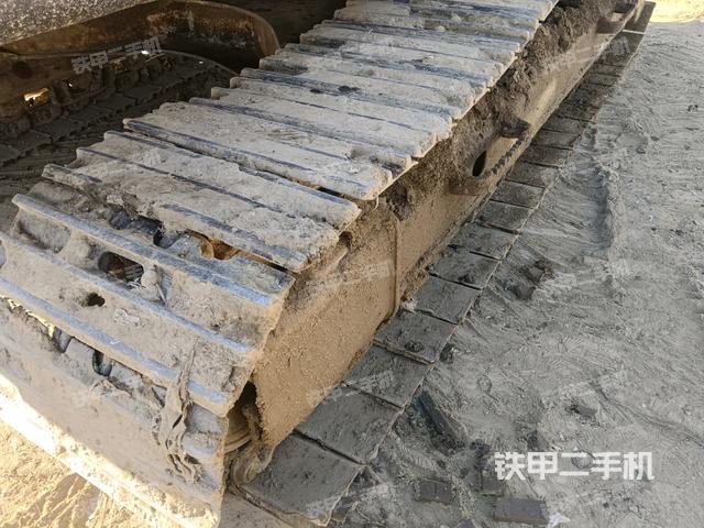 單側履帶整體(整機外觀) 單側履帶整體(整機外觀)