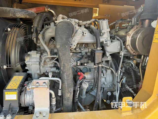 發(fā)動(dòng)機(jī)整體俯視（整機(jī)外觀）