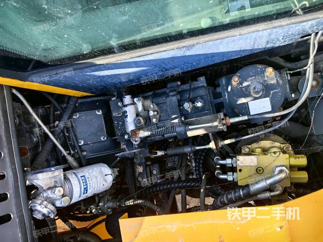 液壓泵室(大件艙室) 液壓泵室(大件艙室)
