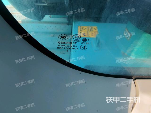 后窗玻璃角標(biāo)(駕駛室部分) 后窗玻璃角標(biāo)(駕駛室部分)
