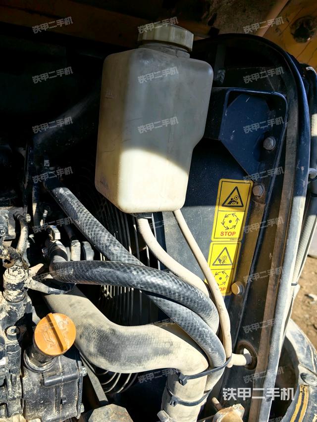 水箱+風扇特寫(上車部件) 水箱+風扇特寫(上車部件)
