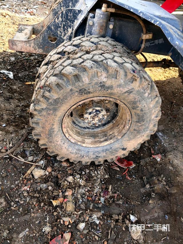 右驅(qū)動(dòng)輪(行走機(jī)構(gòu)) 右驅(qū)動(dòng)輪(行走機(jī)構(gòu))