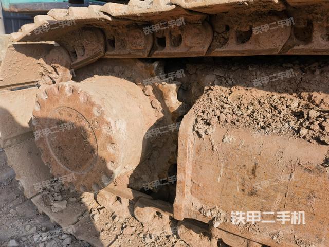 右驅(qū)動(dòng)輪（行走機(jī)構(gòu)）