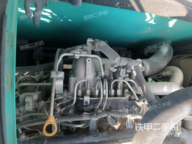 氣門室蓋螺絲特寫(上車部件) 氣門室蓋螺絲特寫(上車部件)