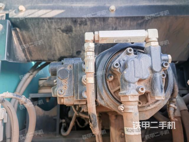 液壓泵斜45?左（大件艙室）