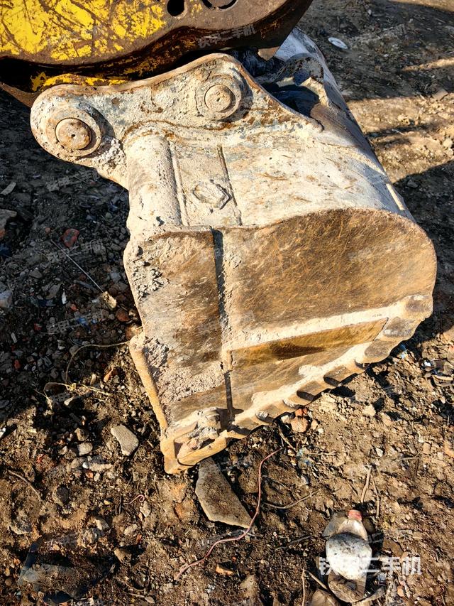 鏟斗45度(工作和回轉(zhuǎn)裝置) 鏟斗45度(工作和回轉(zhuǎn)裝置)