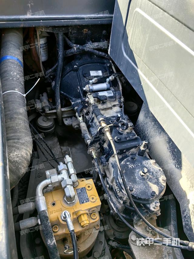 液壓泵室（大件艙室）