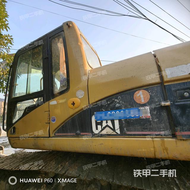 駕駛室左前45度（駕駛室部分）