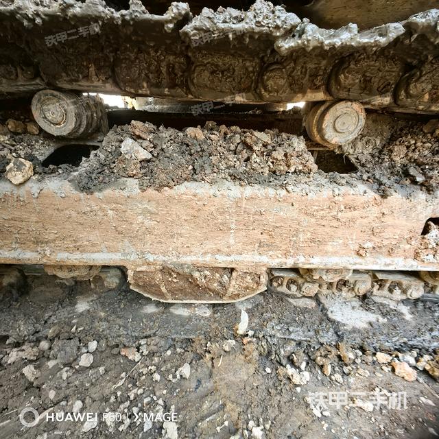 右側(cè)履帶整體（行走機構(gòu)）