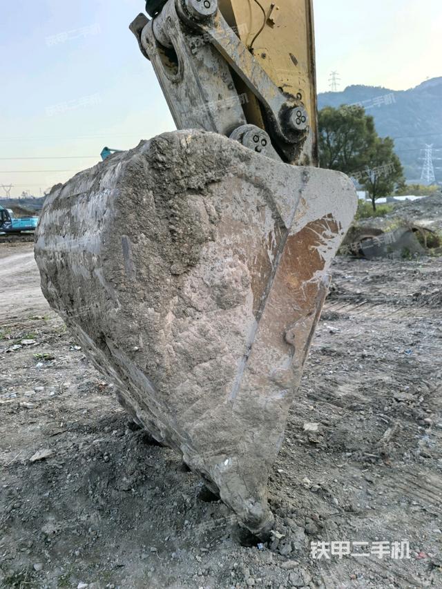 鏟斗45度（工作和回轉(zhuǎn)裝置）