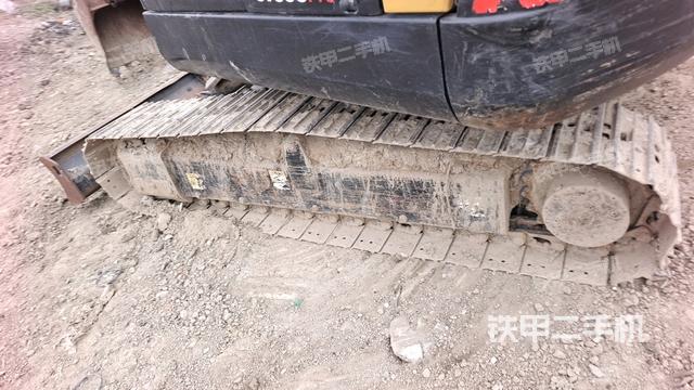 左側履帶整體?（行走機構）