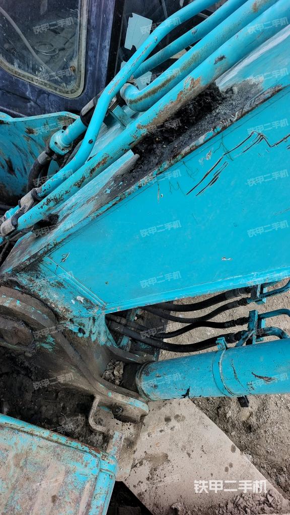 大臂根部?斜視(工作和回轉(zhuǎn)裝置) 大臂根部?斜視(工作和回轉(zhuǎn)裝置)