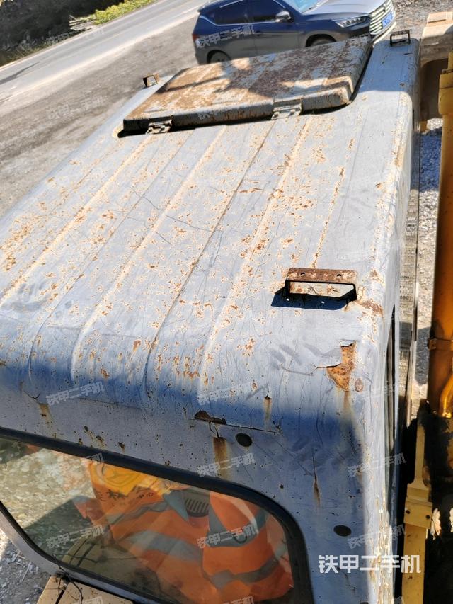 駕駛室頂部俯視(上車部件) 駕駛室頂部俯視(上車部件)