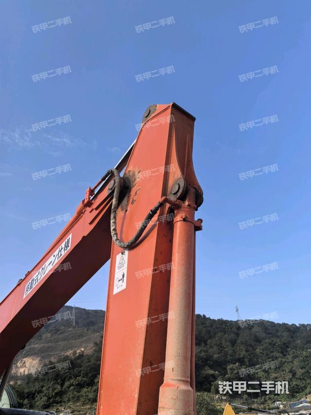 小臂整體右前(工作和回轉(zhuǎn)裝置) 小臂整體右前(工作和回轉(zhuǎn)裝置)
