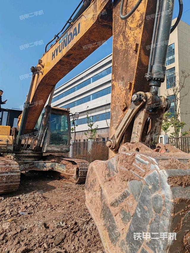 小臂整體左后（工作和回轉(zhuǎn)裝置）