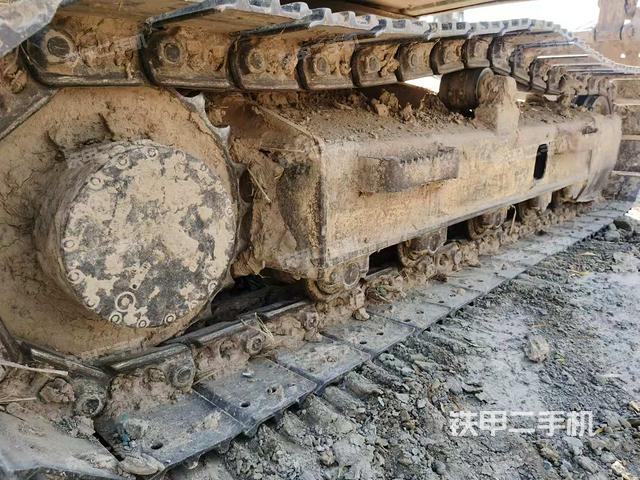 單側(cè)履帶整體（整機外觀）