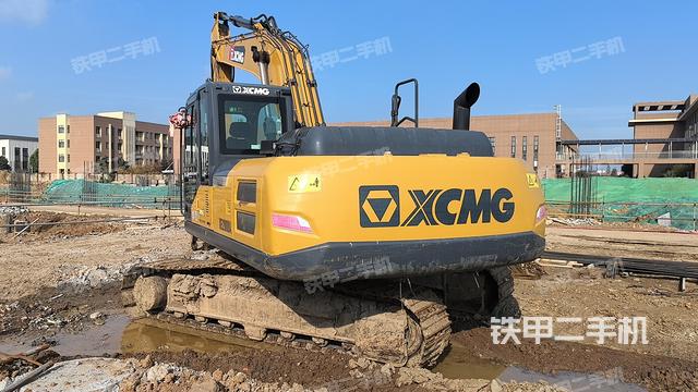 整機(jī)右后45°(整機(jī)外觀) 整機(jī)右后45°(整機(jī)外觀)