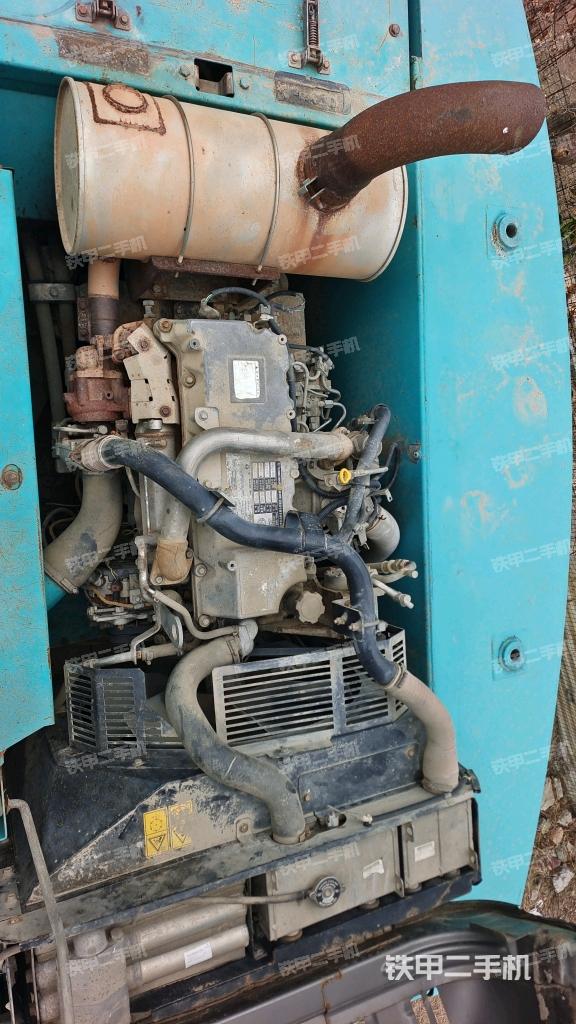 發(fā)動(dòng)機(jī)室(上車部件) 發(fā)動(dòng)機(jī)室(上車部件)