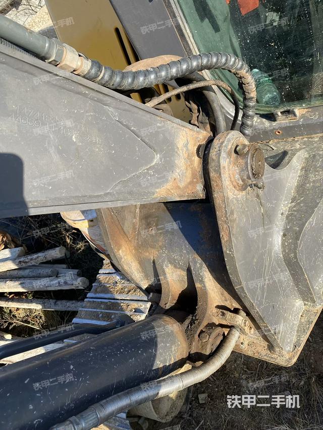 大臂根部?斜(工作和回轉(zhuǎn)裝置) 大臂根部?斜(工作和回轉(zhuǎn)裝置)