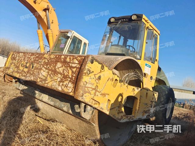 寶馬格BW219D-4壓路機