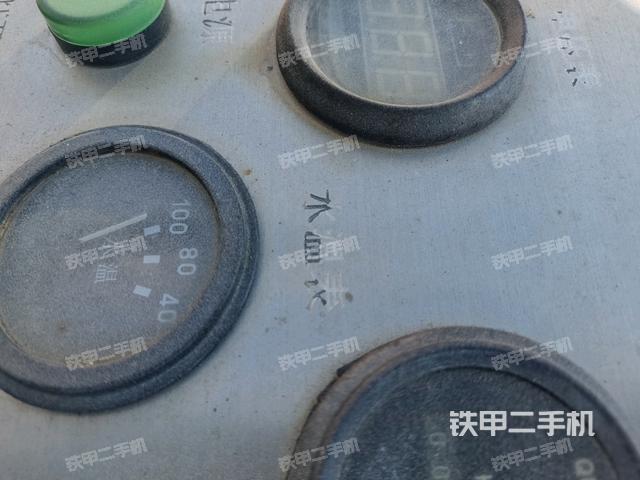 后玻璃角標(biāo)(壓路機(jī)駕駛室) 后玻璃角標(biāo)(壓路機(jī)駕駛室)