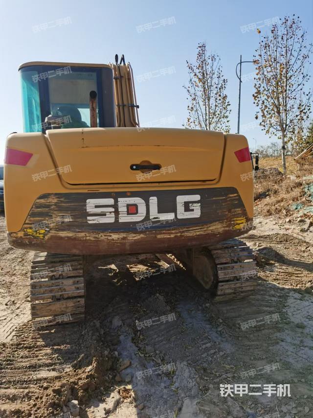 整機右后45°（整機外觀）