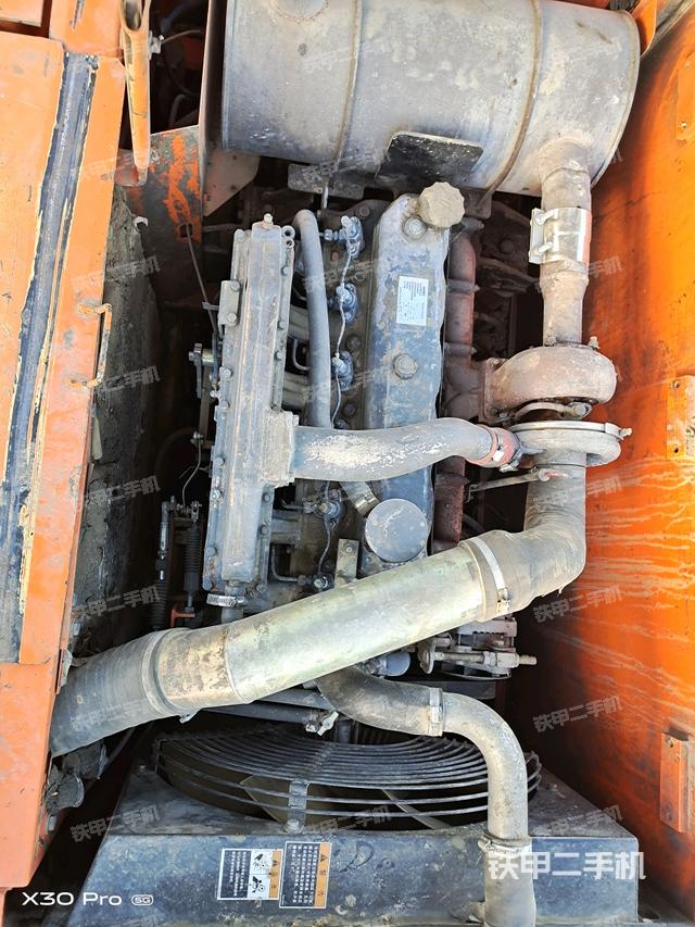 發(fā)動機整體俯視(整機外觀) 發(fā)動機整體俯視(整機外觀)