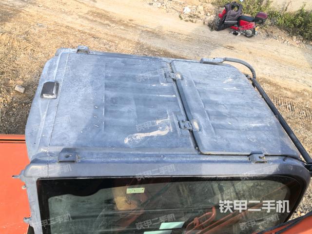 駕駛室頂部俯視(上車部件) 駕駛室頂部俯視(上車部件)