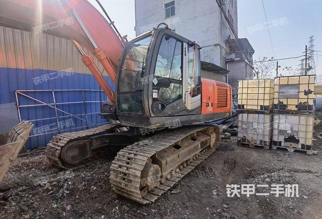 駕駛室整體（整機(jī)外觀）