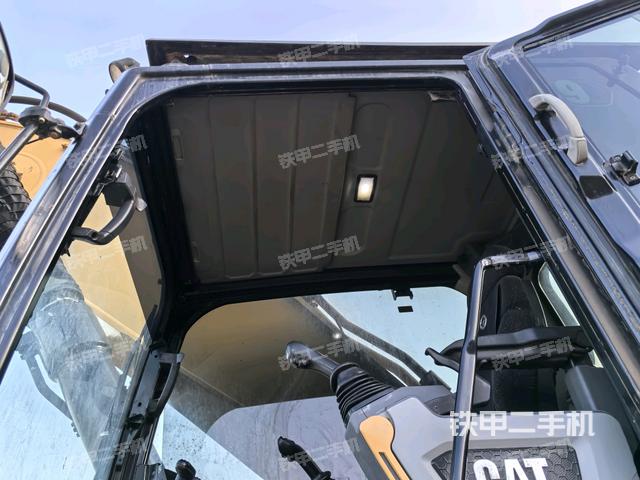 頂棚整體（駕駛室部分）