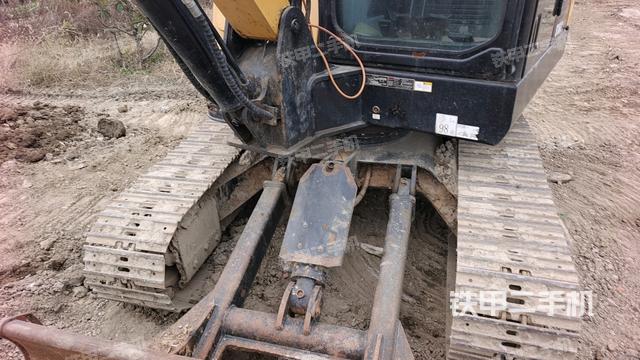 轉盤和下車架正前（工作和回轉裝置）