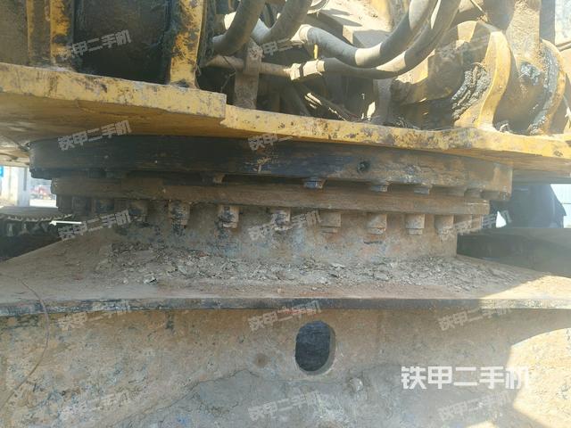 大臂根部?斜視(工作和回轉(zhuǎn)裝置) 大臂根部?斜視(工作和回轉(zhuǎn)裝置)