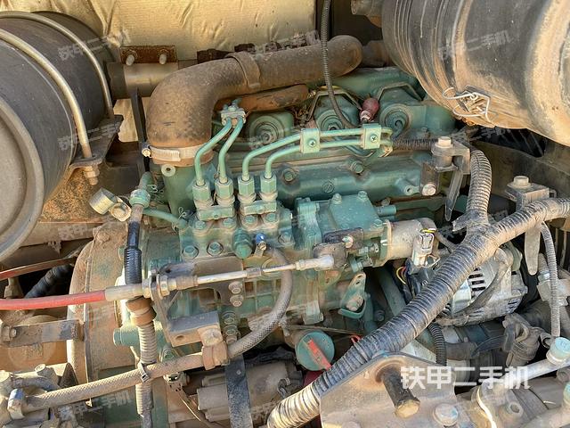 發(fā)動機室(上車部件) 發(fā)動機室(上車部件)