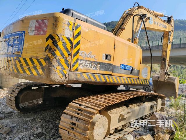 右后45(整機(jī)外觀) 右后45(整機(jī)外觀)