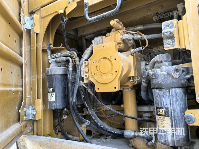 液壓泵斜45?左（大件艙室）