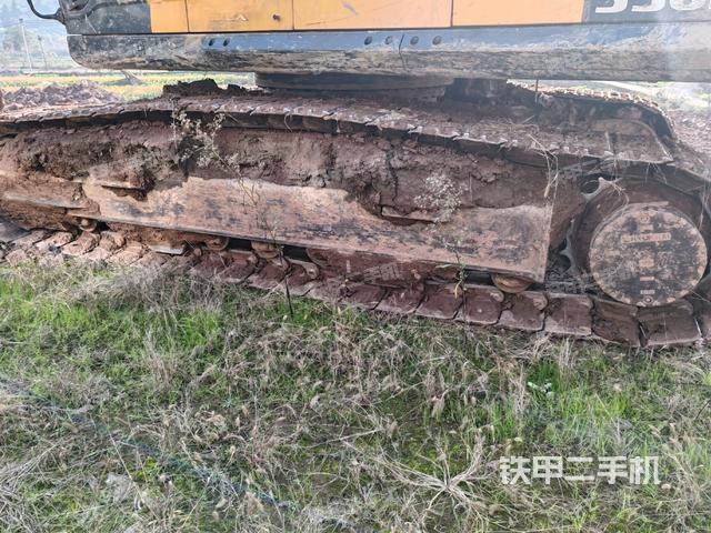 左側(cè)履帶整體?（行走機(jī)構(gòu)）