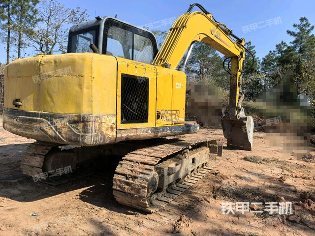 右后45(整機外觀) 右后45(整機外觀)