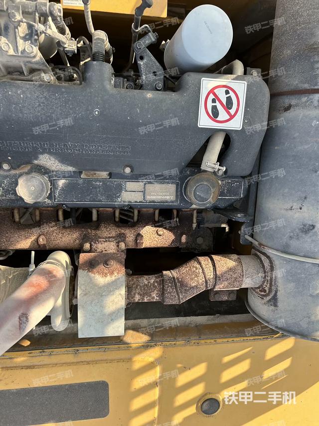 發(fā)動機室(上車部件) 發(fā)動機室(上車部件)