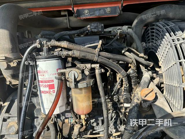 發(fā)動(dòng)機(jī)室(上車部件) 發(fā)動(dòng)機(jī)室(上車部件)